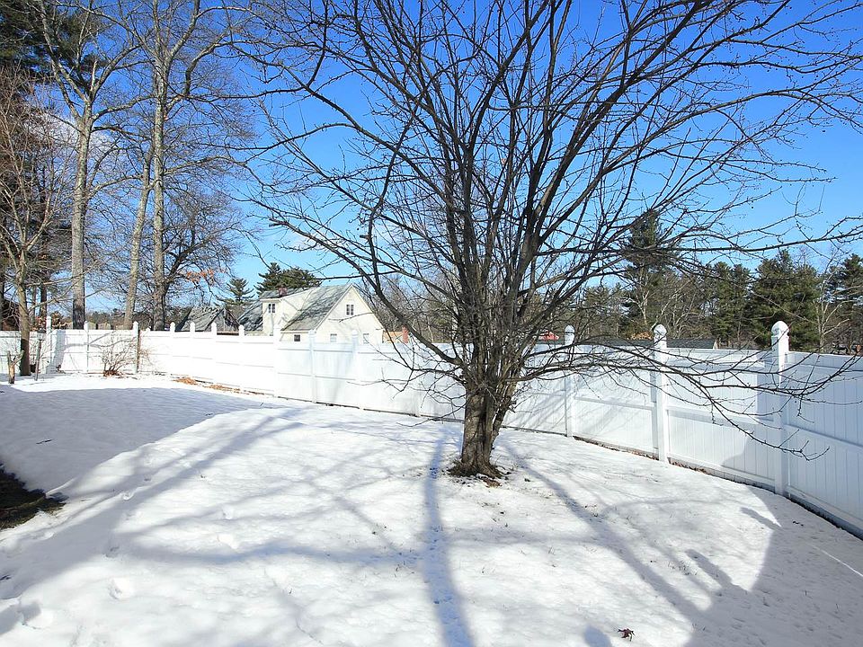2nd image of 43 Catalina Ln