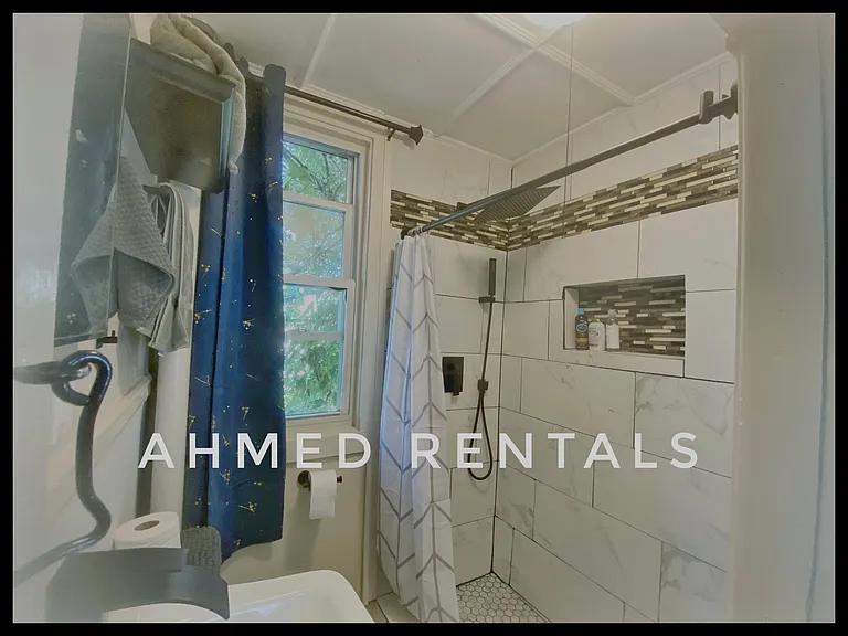 35 Tate St #1 — Photo 27