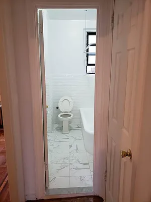 Rented by Urban Real Estate Property Group Inc | media 7