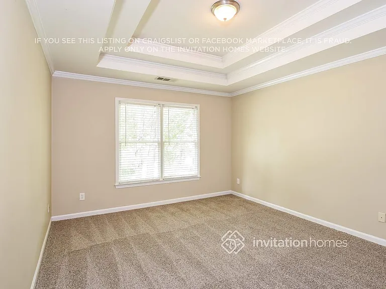 4007 Annandale Main NW — Photo 10
