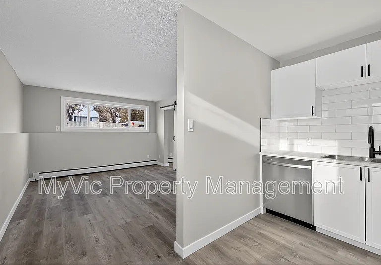 9712 149th St NW — Photo 10