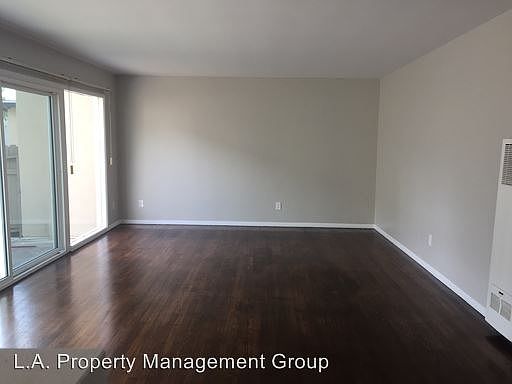 2nd image of 9341 Crenshaw Blvd