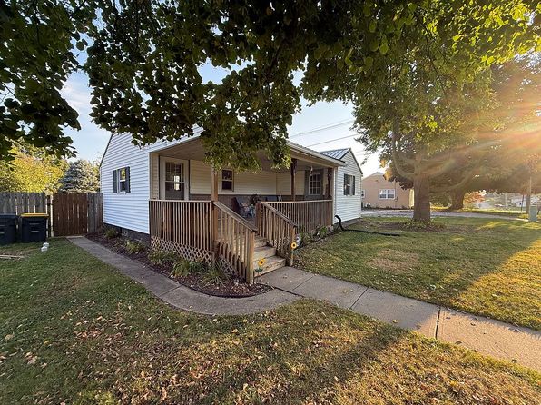 406 W Maple St