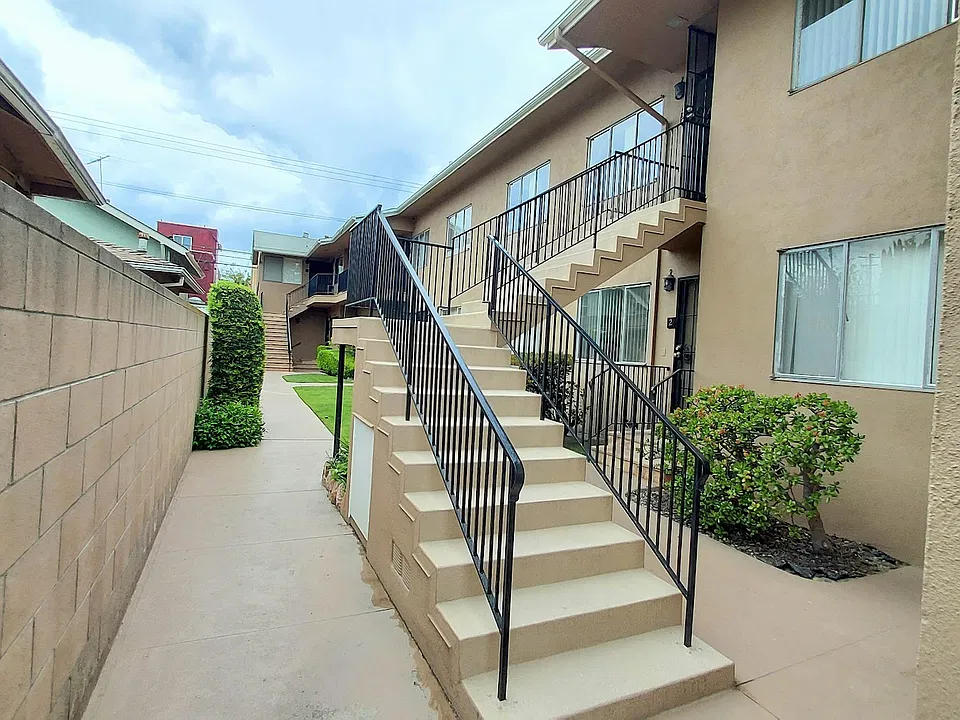 Enjoy privacy with your own dedicated staircase leading to the front door