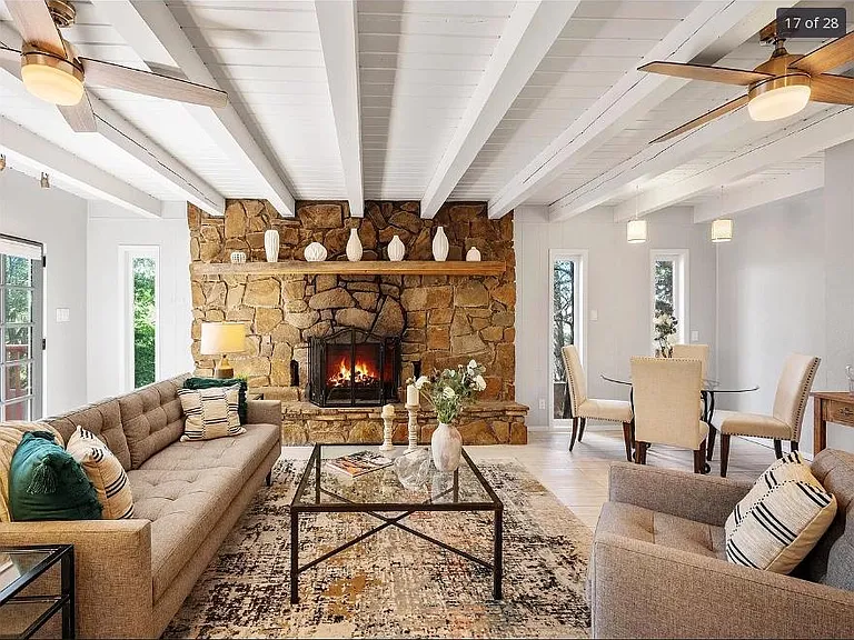 Pinon Dr — Photo 1