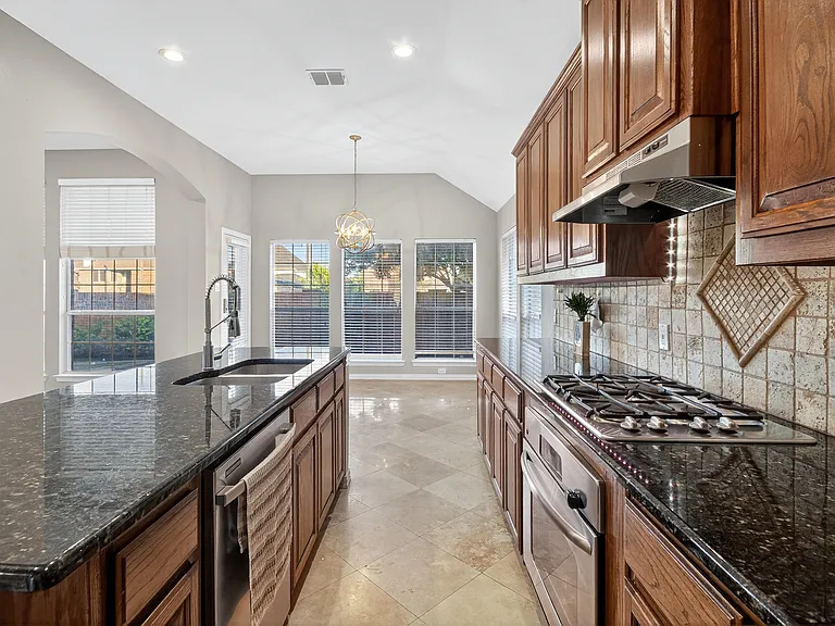 1604 Wagon Wheel Dr — Photo 40