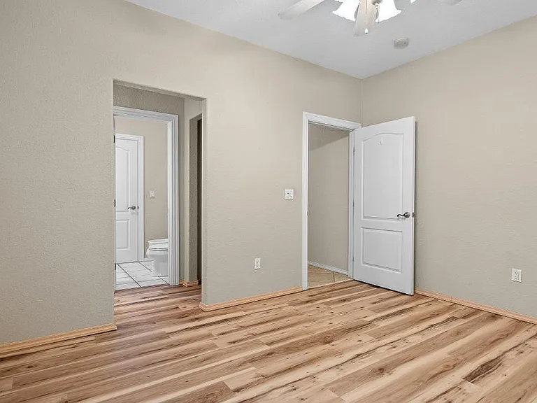 1717 Red Oak Dr — Photo 17