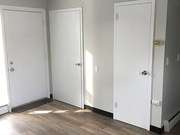 4th image of 470 Burritt St APT 51