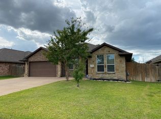 913 Dove Run Trl, College Station, TX 77845