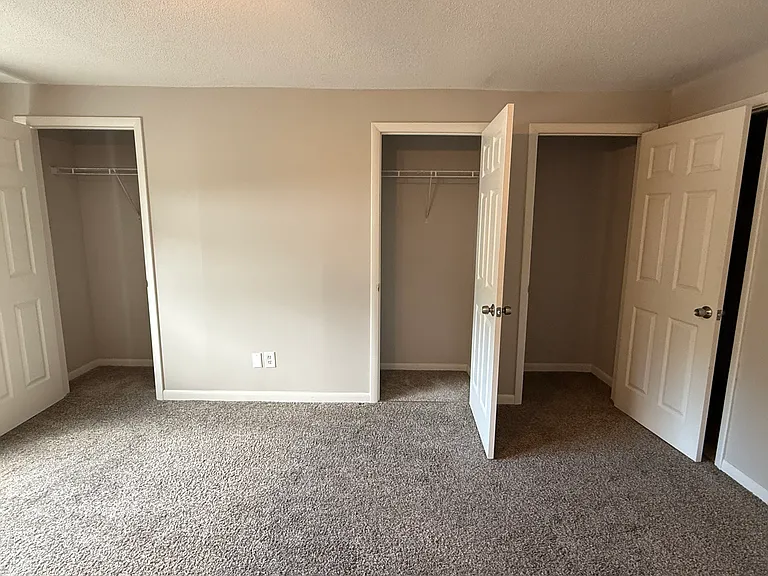 2827 Transit Rd #5 — Photo 4