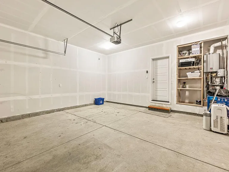 9966 Dain St SE — Photo 43
