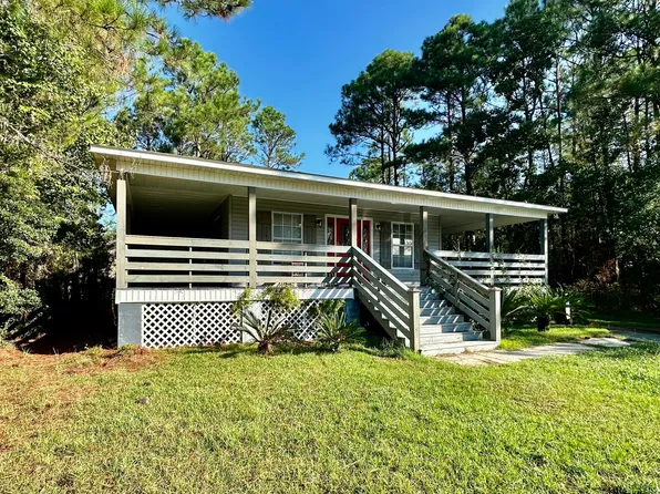 819 Deer Trail Ln, Pass Christian, MS 39571