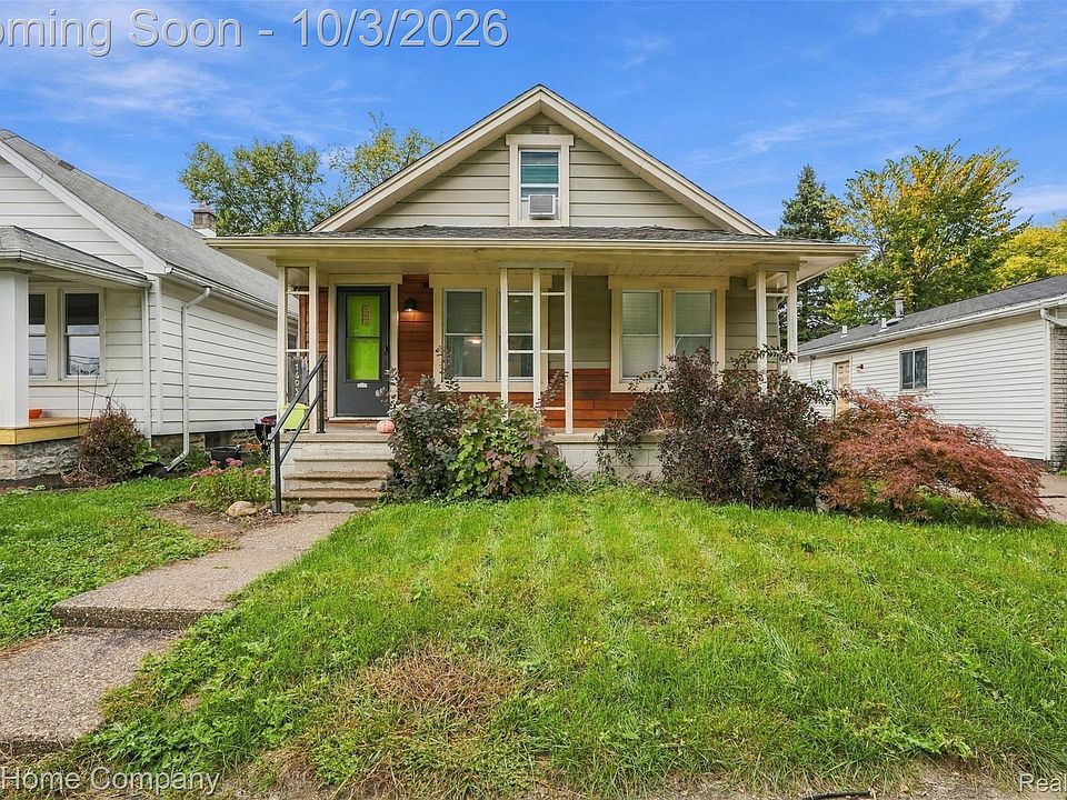 1st image of 1493 Browning St