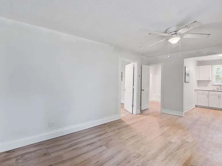 7221 Patricia Dr — Photo 18