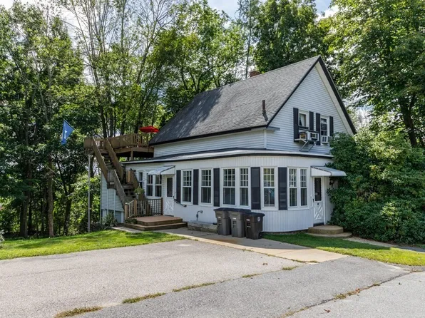 78 Greenwood Pl, Gardner, MA 01440