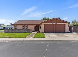 1444 Midland Ct, Manteca, CA 95336