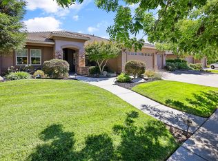 5945 W Oriole Ave, Visalia, CA