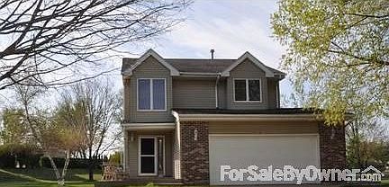 Great family home on a quiet cul-de-sac!
						:
						It's bigger on the inside than it looks on the outside!