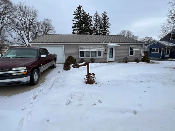 311 Washington St, Elgin, IA 52141