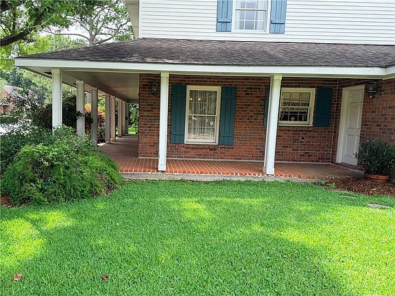 4th image of 1 Mary Ridge Ct