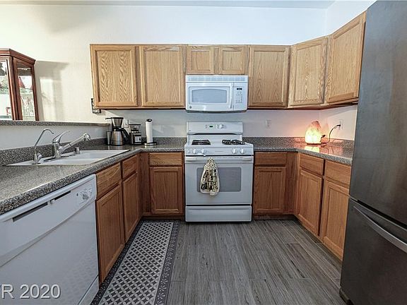 3rd image of 2000 Jasper Bluff St Unit 103