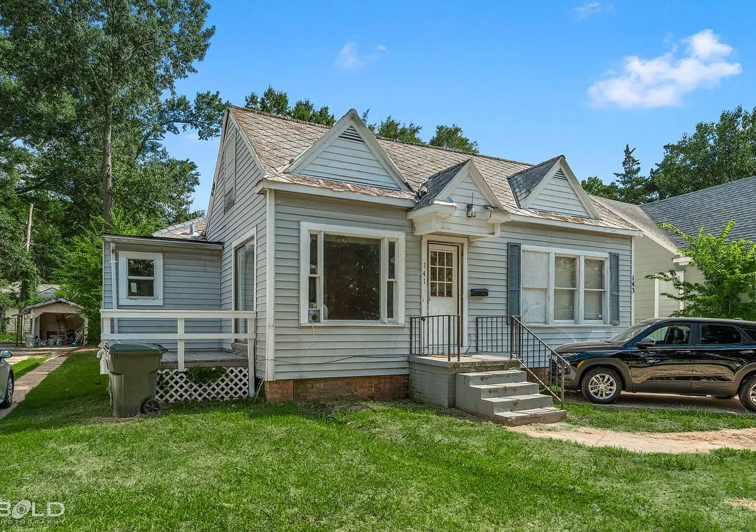 Adorable Highland Home! — Photo 3
