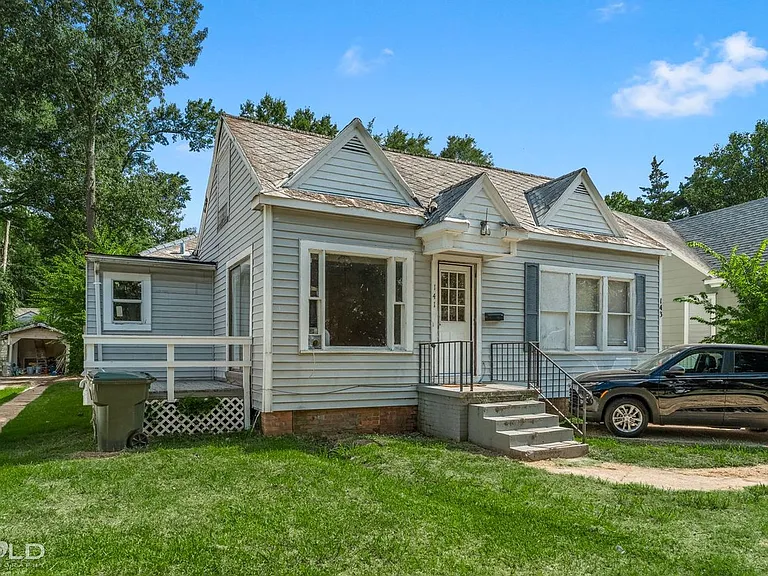 141 Merrick St — Photo 3