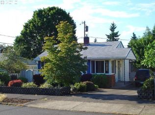 10921 NE Sacramento St, Portland, OR 97220