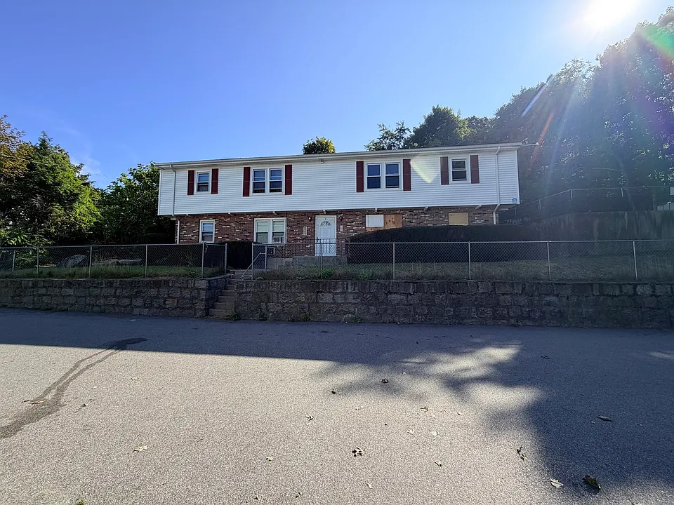 2 Filbert St #4