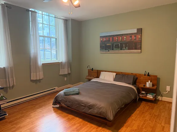 917 Madison St APT 10, Syracuse, NY 13210