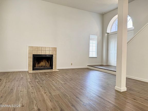 3rd image of 7541 Lighthouse Ln