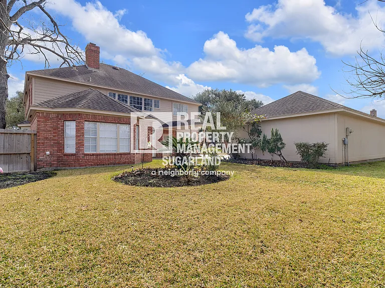 4410 Heatherwilde St — Photo 18