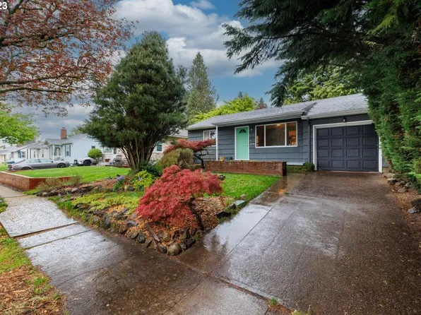 8635 NE Boehmer St, Portland, OR 97220