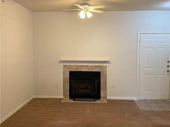 4th image of 2320 Gracy Farms Ln APT 631