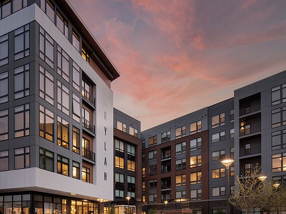 5th image of 1768 Old Meadow Rd Unit 164