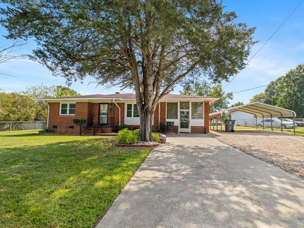 936 Eaton St, Henderson, NC 27536