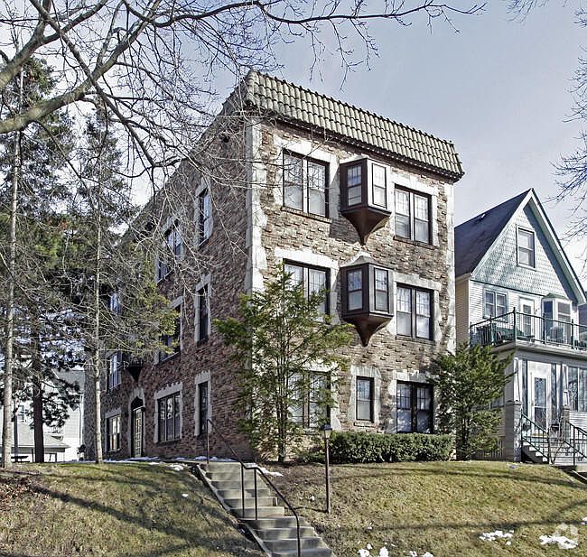 1st image of 3358 N Cambridge Ave #1