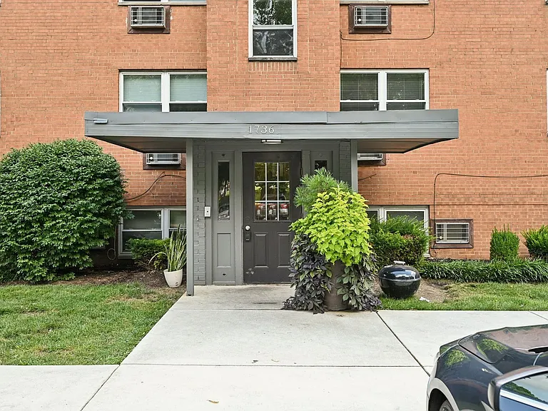 LongView Apartments — Photo 68