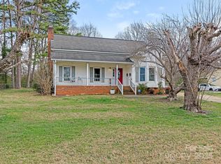 2602 Cherokee Ct, Gastonia, NC 28056