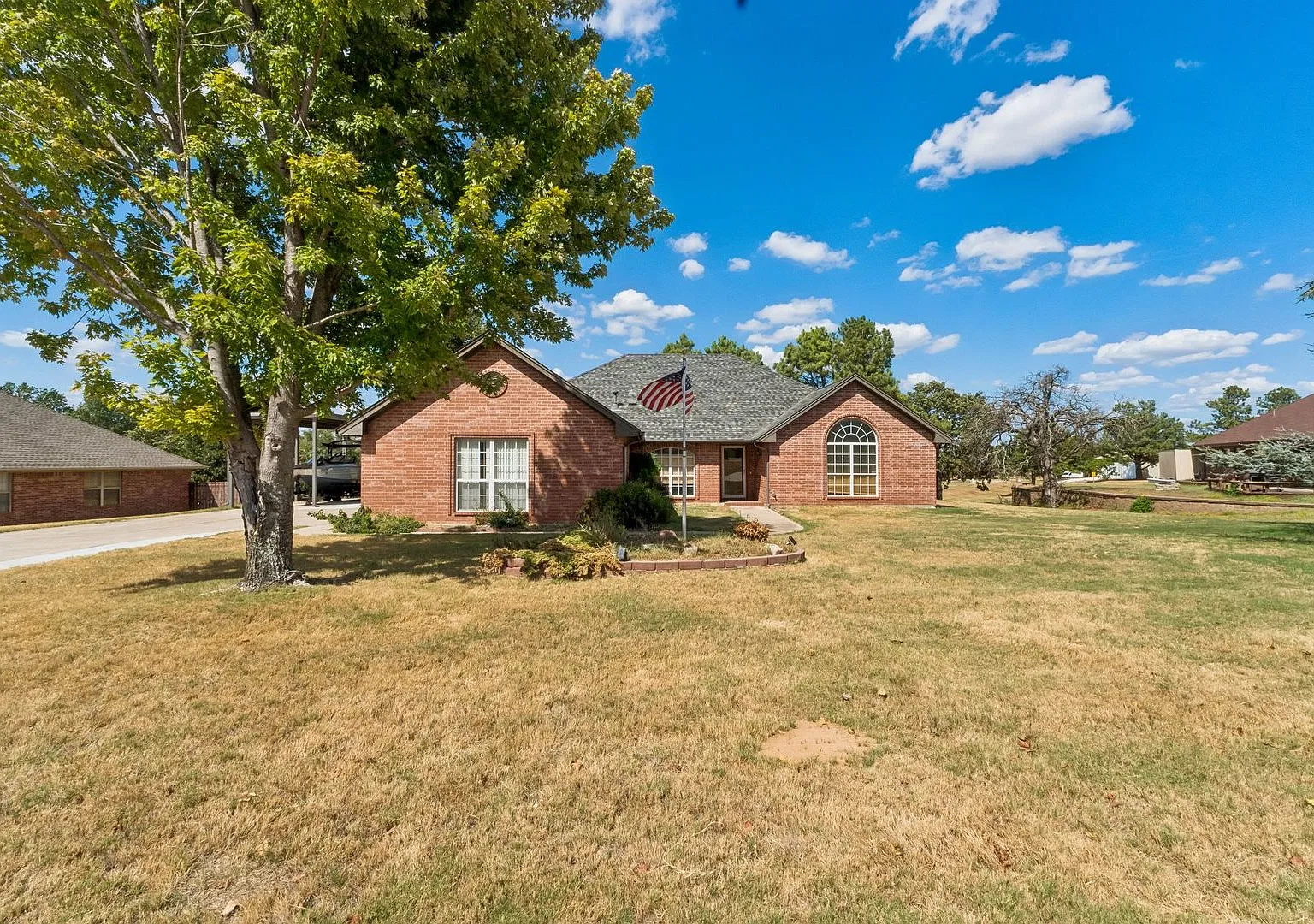 15069 Scottsdale Ln — Photo 1