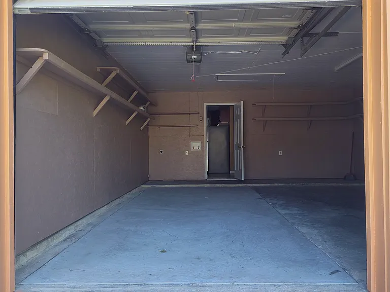 1718 N Santa Clara Ct — Photo 33