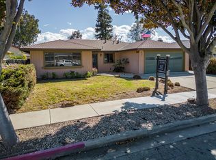 961 Plum Ct, Hollister, CA