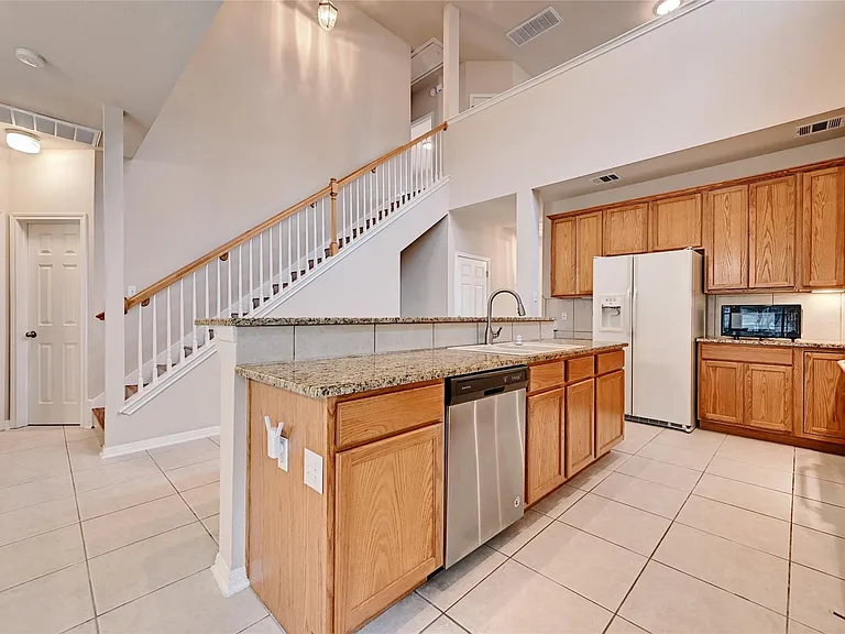 411 W Saint Elmo Rd #34 — Photo 12