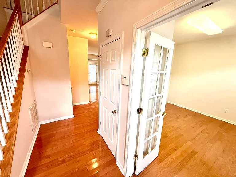 5233 Pinehall Wynd — Photo 5