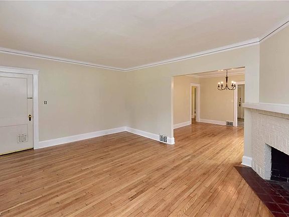 4th image of 13416/13418 Harlon Ave
