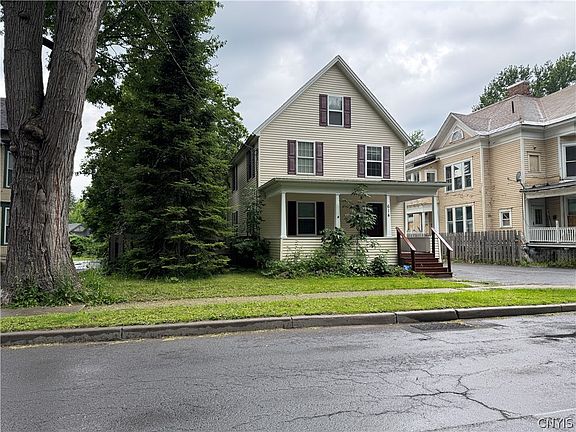 2nd image of 614 Gotham St