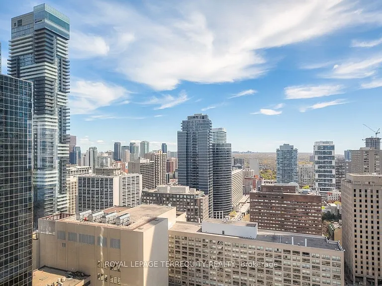 761 Bay St #3202 — Photo 31