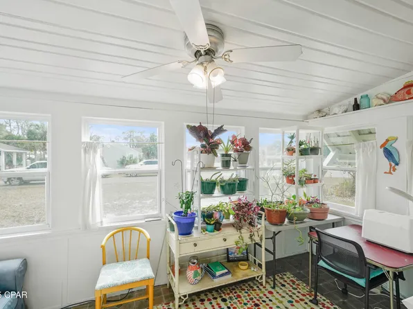 1007 Garrison Ave, Pt Saint Joe, FL 32456