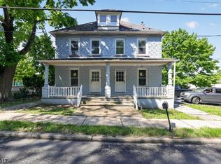 582 Roseberry St, Phillipsburg Town, NJ 08865