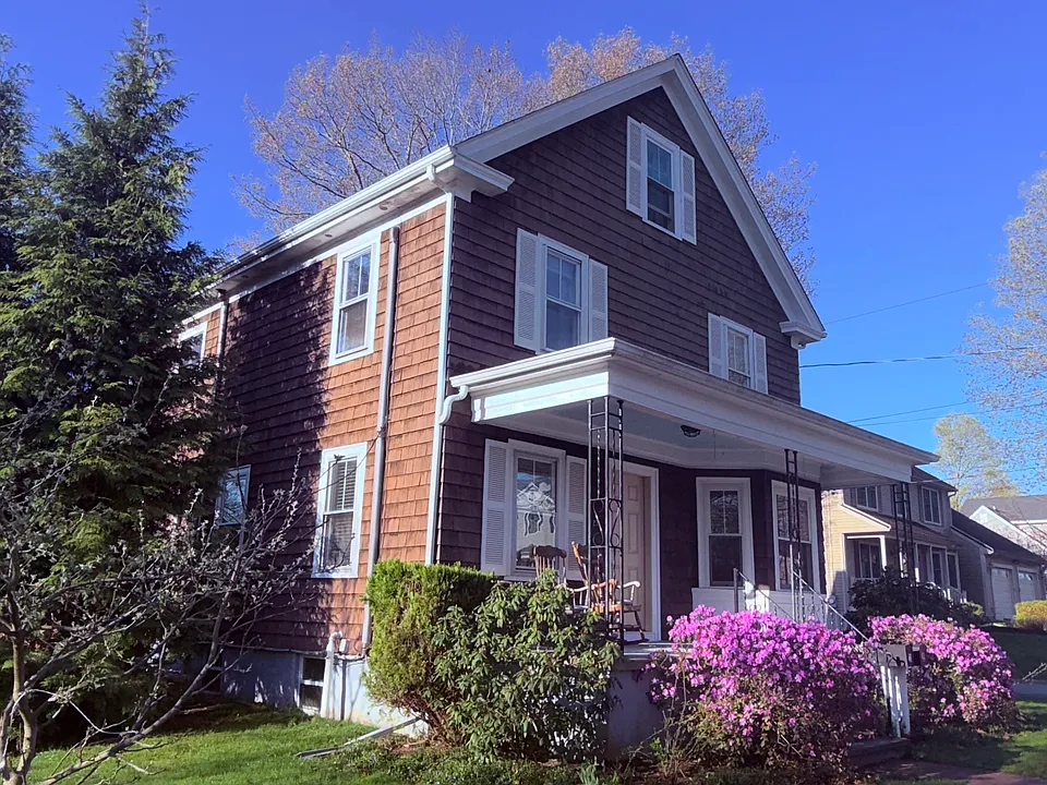 27 Commonwealth Ave #2
